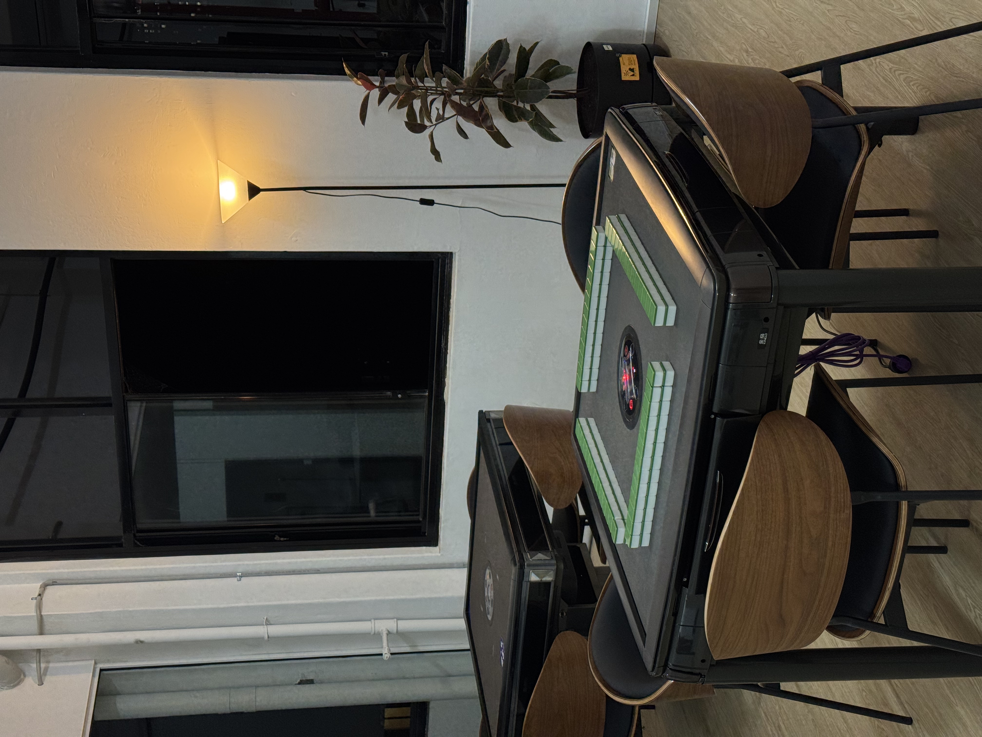 Mahjong Hall — auto-shuffle tables
