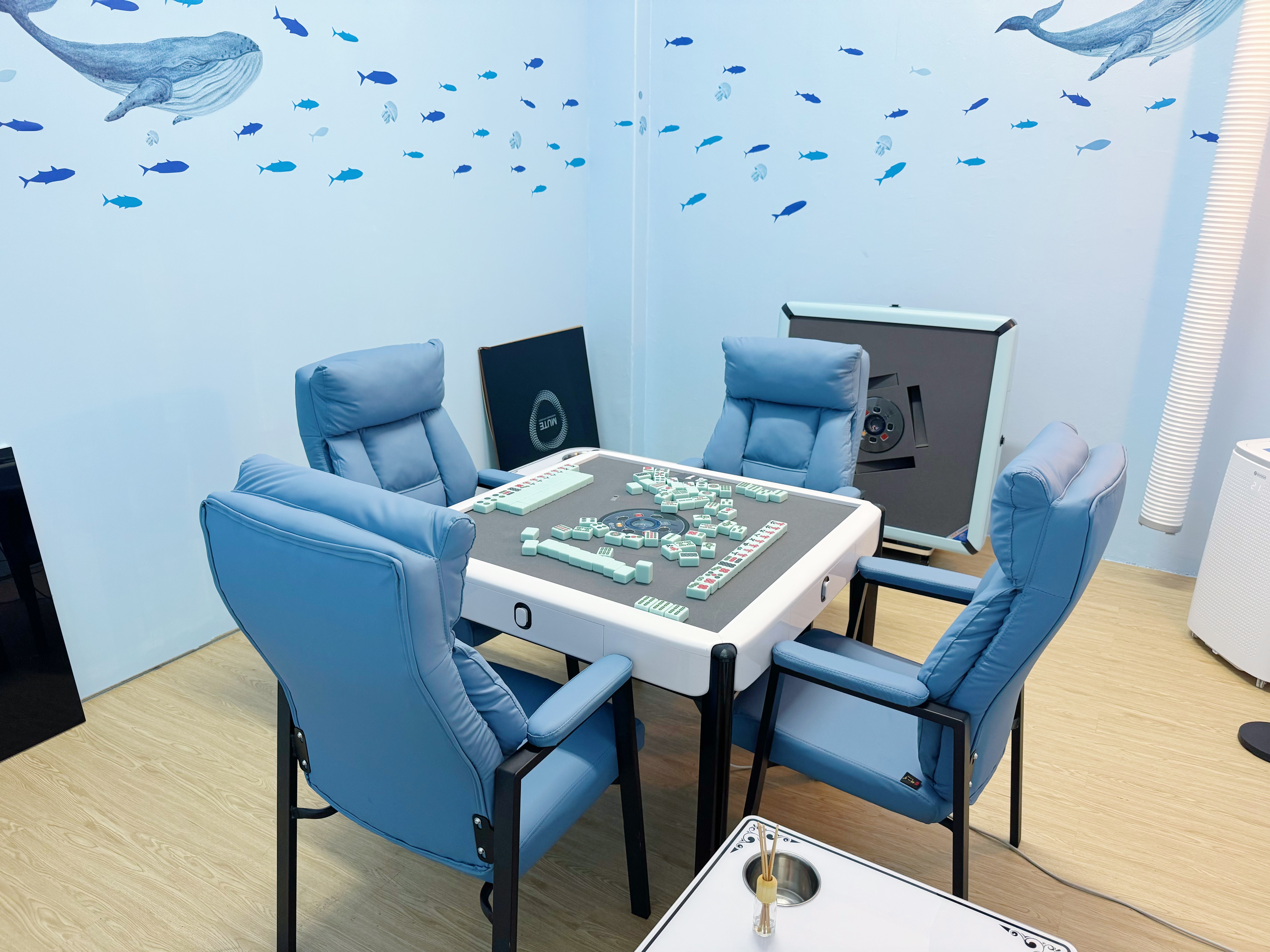 Ocean Pavilion — underwater themed mahjong room